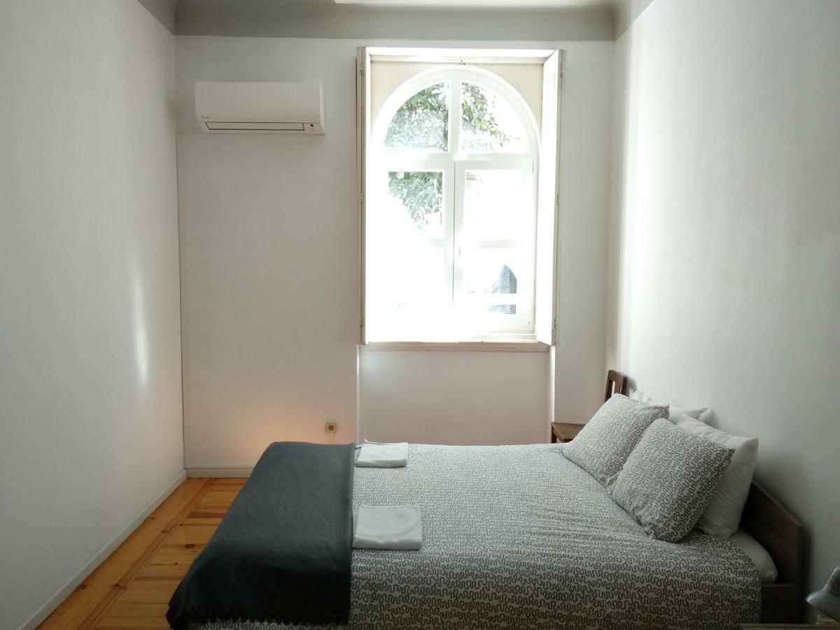 Carolina M Apartment In Front Of Metro Porto Exterior foto